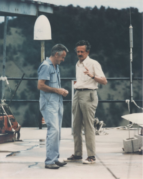Charles Moore and Bernard Vonnegut in scientific discussion