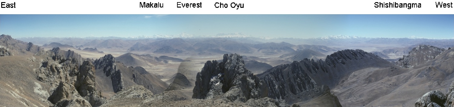 Panorama of the
      Himalaya from the crest of the Zhepure Shan (5460m)